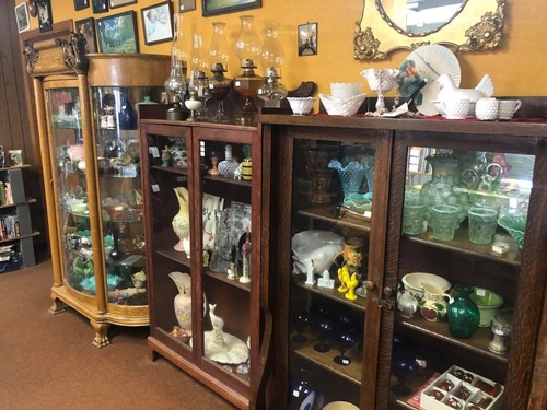Antiques at Liberty Pawn (photo by Erica Volkir)