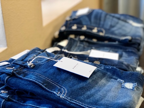 Kancan jeans (photo by Erica Volkir)