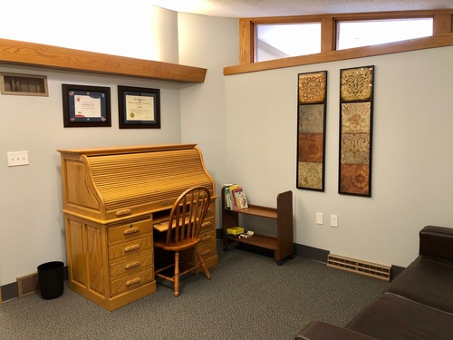 Office at Pipestone Counseling Center (Photo Credit: Erica Volkir)