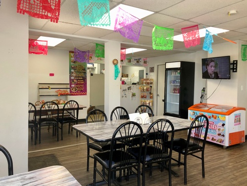 Rico's Tacos interior (photo by Erica Volkir)