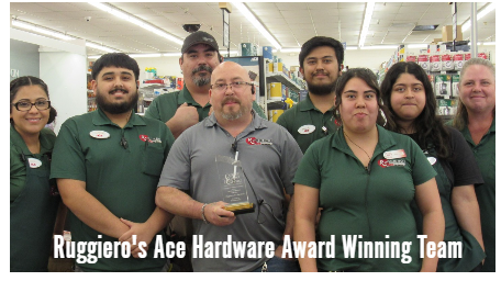 Gallery Image Ace%20Hardware%20employees%20with%20award%202023.png