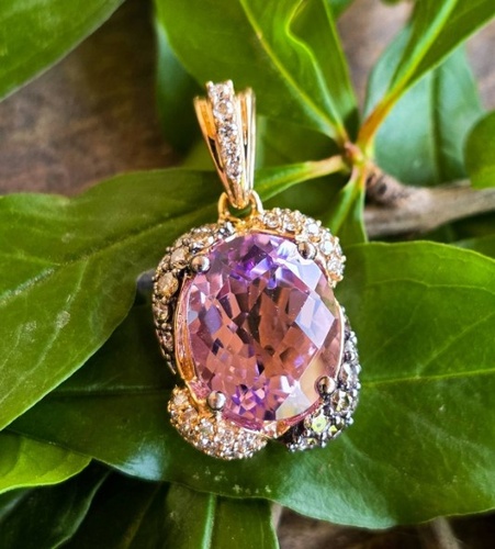 Gallery Image pendant%201.jpg