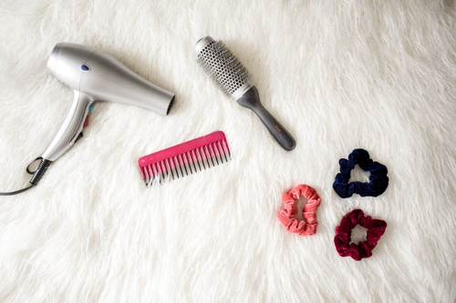 Gallery Image grey-hair-blower-near-pink-hair-combs-and-scrunchies-973402.jpg Gallery Image grey-hair-blower-near-pink-hair-combs-and-scrunchies-973402.jpg