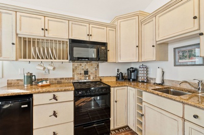 Gallery Image z%20cottages%2013.jpg