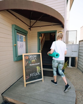 Gallery Image z%20yoga%2010.jpeg