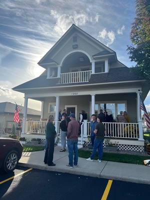 Gallery Image z%20home%202.jpg