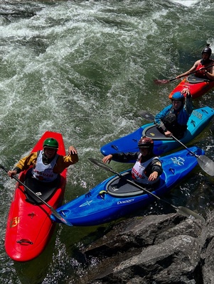 Gallery Image z%20kayak2.jpg