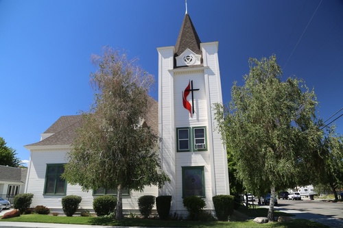 Gallery Image Bishop-California-UMC.jpg