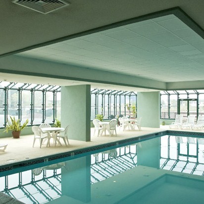 Lovely Indoor Pool of Makai at 42nd Street & the Bay