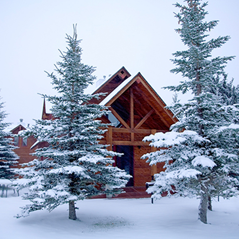 Gallery Image a-wintry-cabin.jpeg
