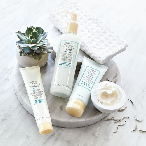 Satin Hands - best solution for dry chapped hands! Satin Hands - best solution for dry chapped hands!
