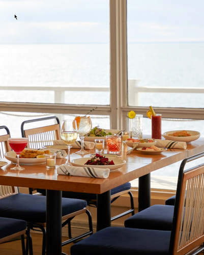 Gallery Image Halyard%20Dining.png Gallery Image Halyard%20Dining.png