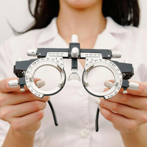 Gallery Image typical-eye-exam-2024_620-300x300.jpg