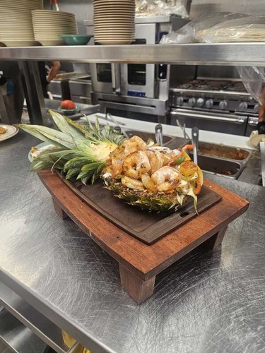 Gallery Image shrimp-pineapple_orig.jpg