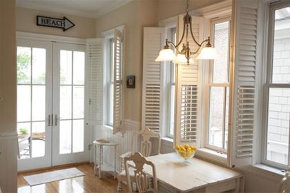 Gallery Image Legend-HBR-Swinging-Patio-D.jpg