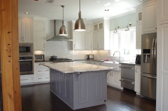 J & R Renovators LLC