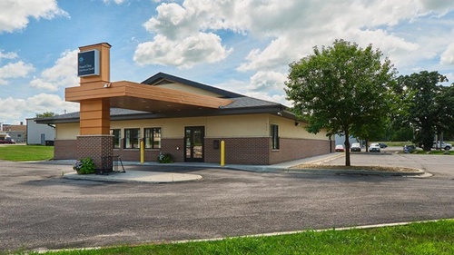 Gallery Image Dassel%20Clinic.jpeg Gallery Image Dassel%20Clinic.jpeg
