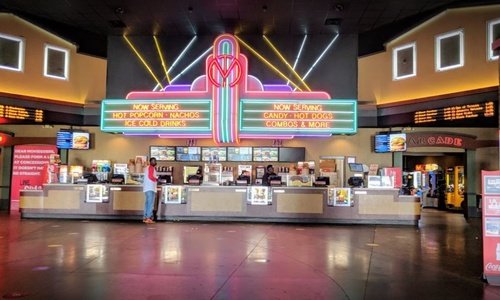 southaven movie theater memphis tn - Evie Waugh