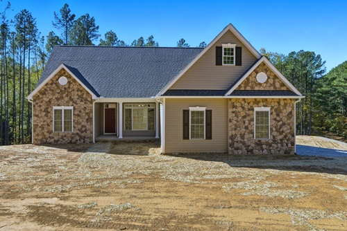 Gallery Image 25-pine-needles_001-scaled.jpg