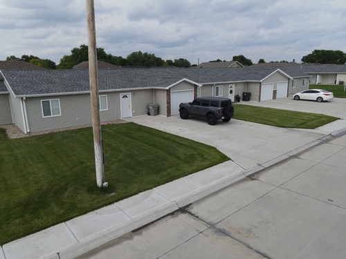 Gallery Image NErents%20W%2018th.jpg