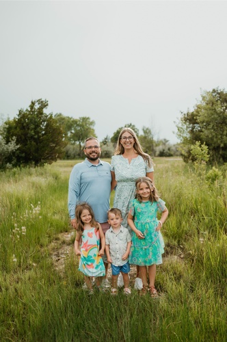 Gallery Image Nichols%20and%20Dimes%20family%20photo.jpg