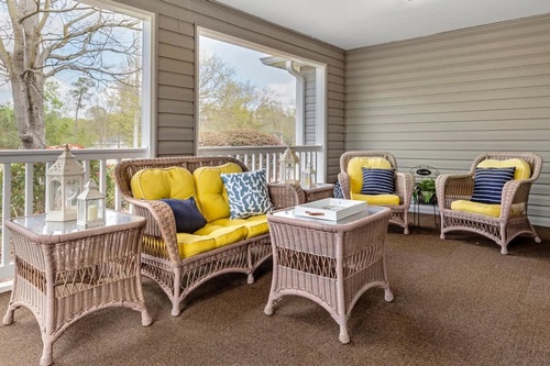 Gallery Image smithfield-large-balcony.jpg