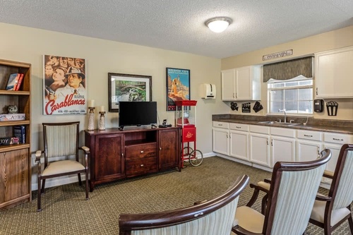 Gallery Image smithfield-large-rec.jpg