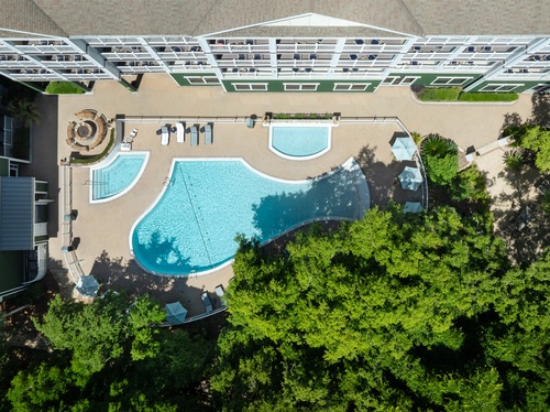 Gallery Image jekyll%20hamp%20pic%20pool.jpg