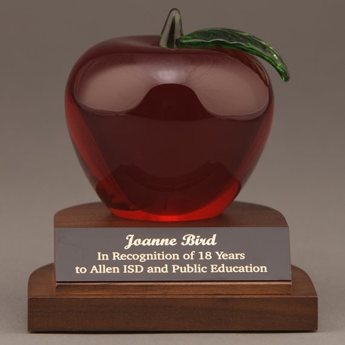 Gallery Image red-crystal-apple-desk-award-employee-recognition-14R.jpg