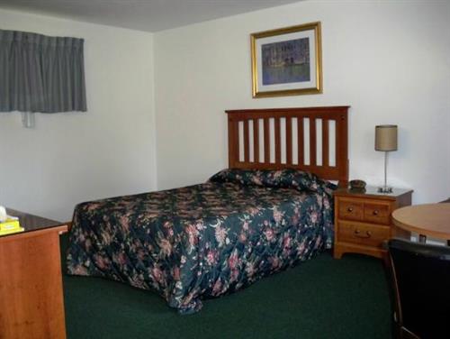 Room with 1 Double Bed