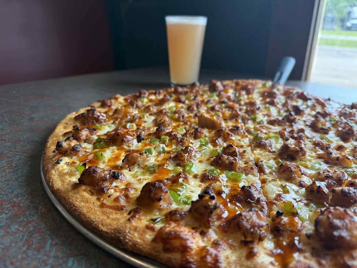 Gallery Image fairviewpizza.jpg