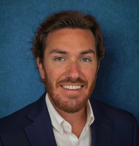 Gallery Image jacob%20alexander_130226-011822.jpg