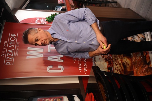 Gallery Image IMG_2372.JPG