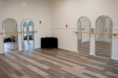 Gallery Image 533A1582.jpg