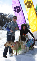 Board member Davis Hein, his wife Carina and 2 shelter pups Owen & Bella enjoy the Paw 'n Pole