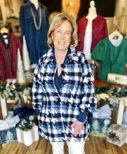 Gallery Image TT-%20Ruth%20late%20fall_131125-010028.jpg