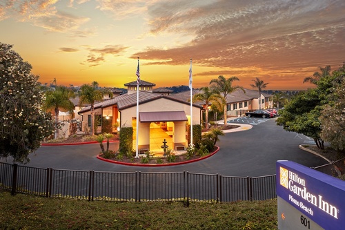 Gallery Image thumbnail_HGI%20Pismo%20Beach-Exterior%20Dusk.jpg Gallery Image thumbnail_HGI%20Pismo%20Beach-Exterior%20Dusk.jpg