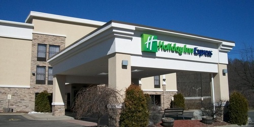 Gallery Image holiday-inn-express-painted-post-2620194537-2x1.jpg