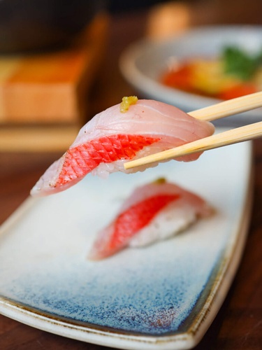 RED SNAPPER NIGIRI