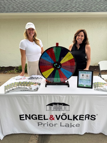 Gallery Image check%20in%20sponsor_211025-122305.jpg Gallery Image check%20in%20sponsor_211025-122305.jpg