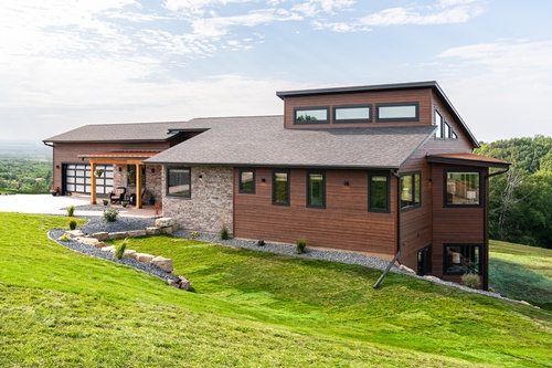Gallery Image Home%20X9%20Exterior%20-%20Mazzola%20-%20POH%20-%20People's%20Choice.jpg