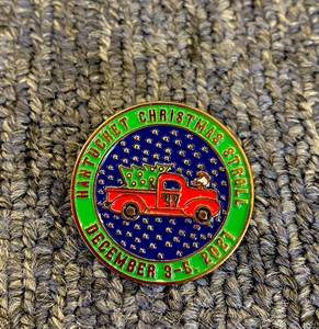 Picture of 2021 Nantucket Christmas Stroll Pin