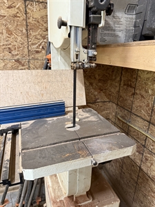 Picture of #4 Band Saw (Jet)